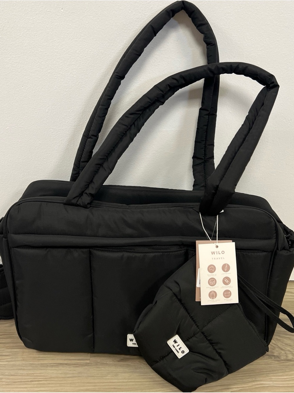 Wilo The Label Weekender Bag Black Multi Pockets 11”x19”x7” $118 NWT